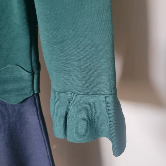 Navy and green Ted Baker dress with scallop detail, Size 5 - Picture 3 of 6